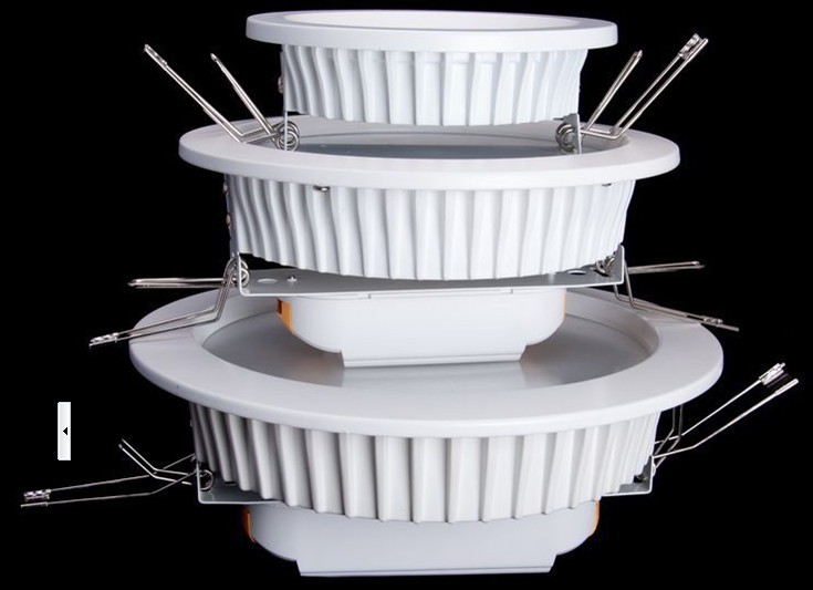 壓鑄LED筒燈A-6寸